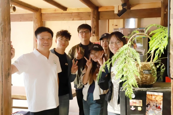 6b5ee11929ab43f394c3917b8a58ab86.jpg 2.jpg