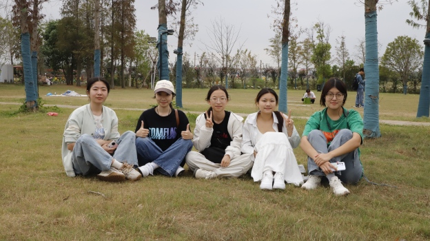 e6bc0417363d4eae9ff8462defbdef3c.jpg 3.jpg